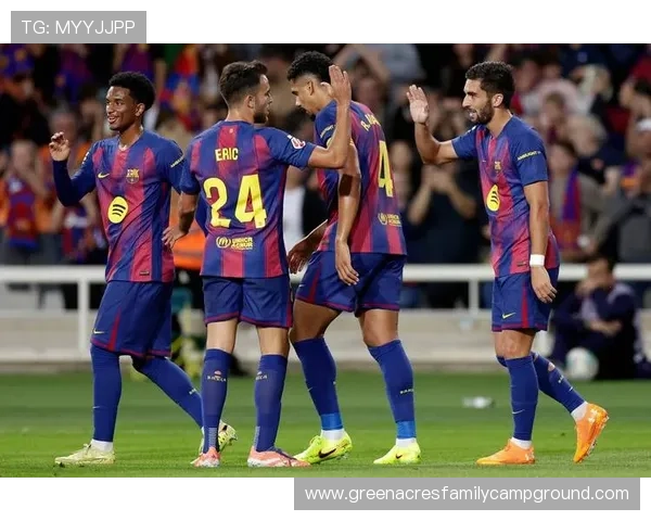 皇马中锋短缺问题持续加剧,对球队进攻稳定性形成阶段性制约 皇马中锋短缺问题持续加剧,对球队进攻稳定性形成阶段性制约